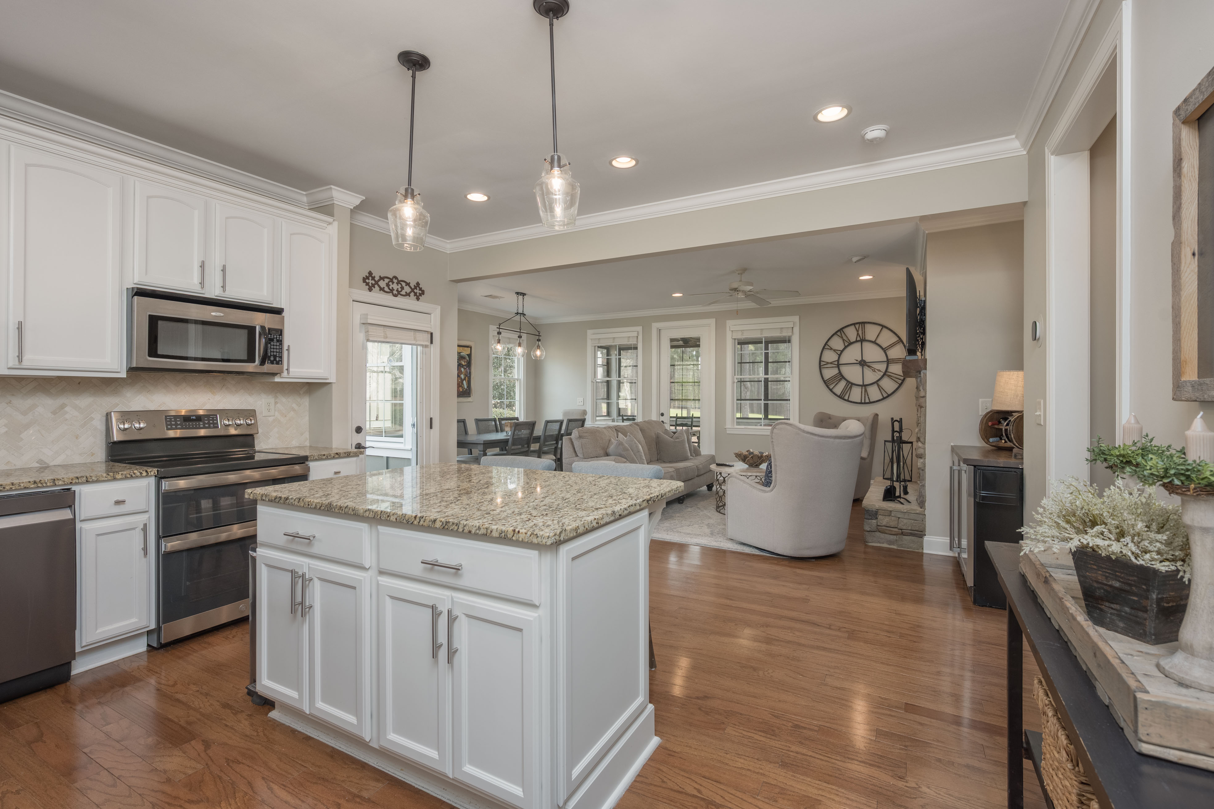 1091 Starboard Drive image 5